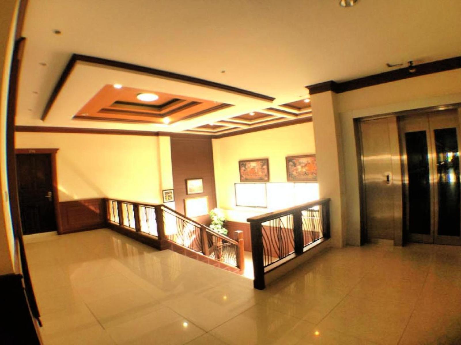 Narawan Hotel, HHQ Exterior foto