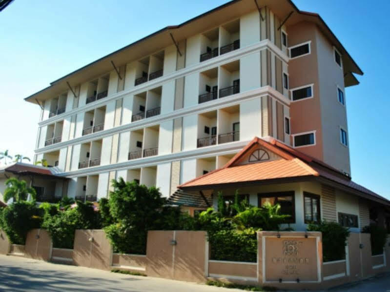 Narawan Hotel, HHQ Exterior foto